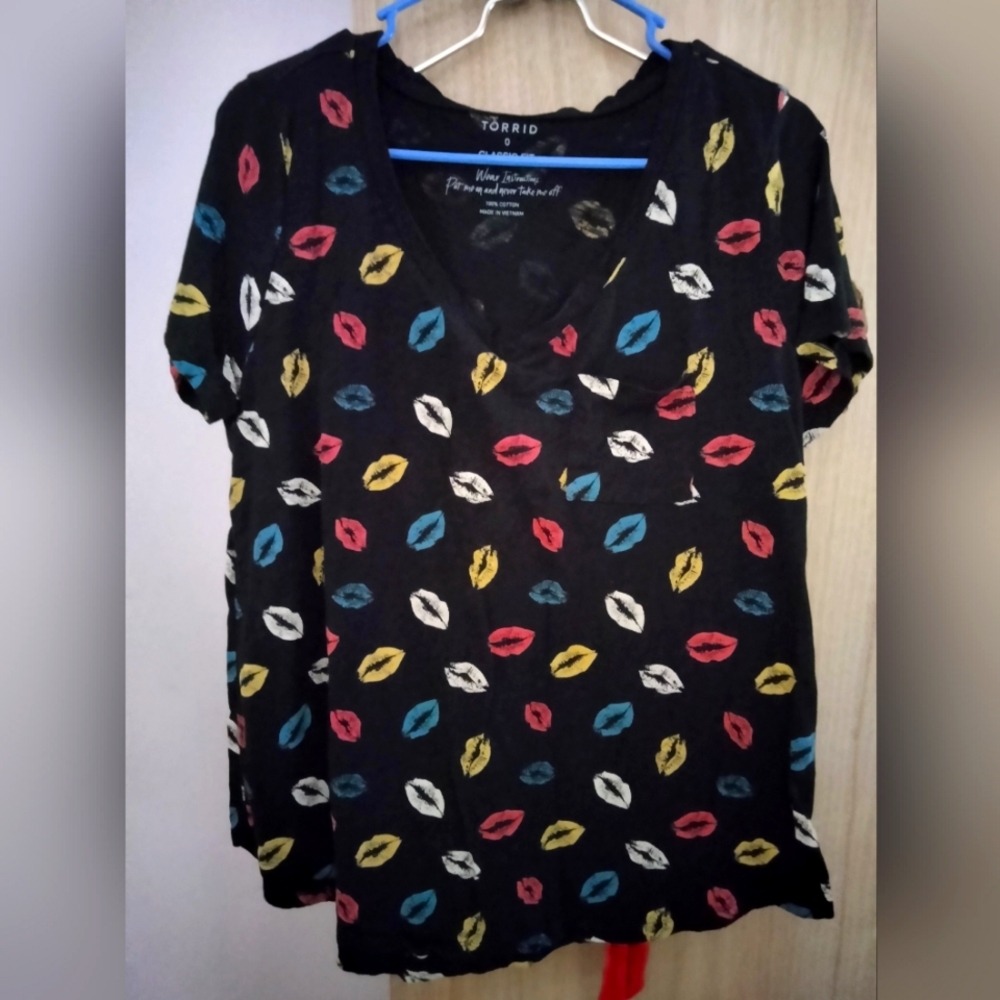 Torrid tee